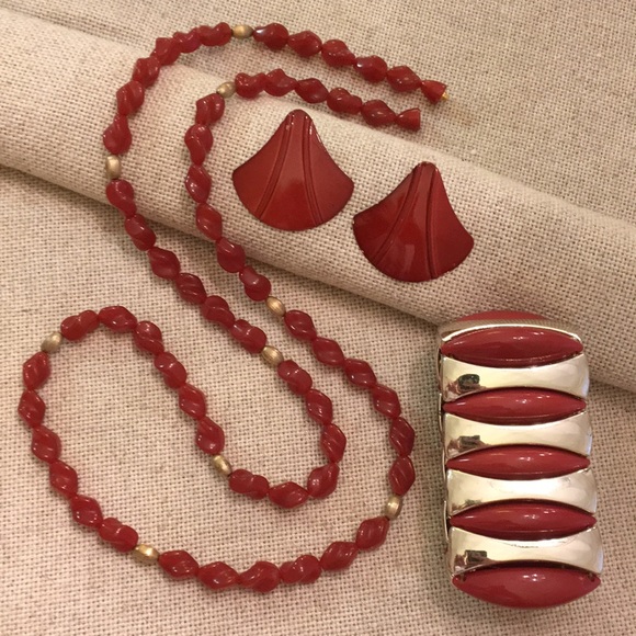 Vintage Brown Acrylic Bead Necklace & Earrings - Picture 3 of 16